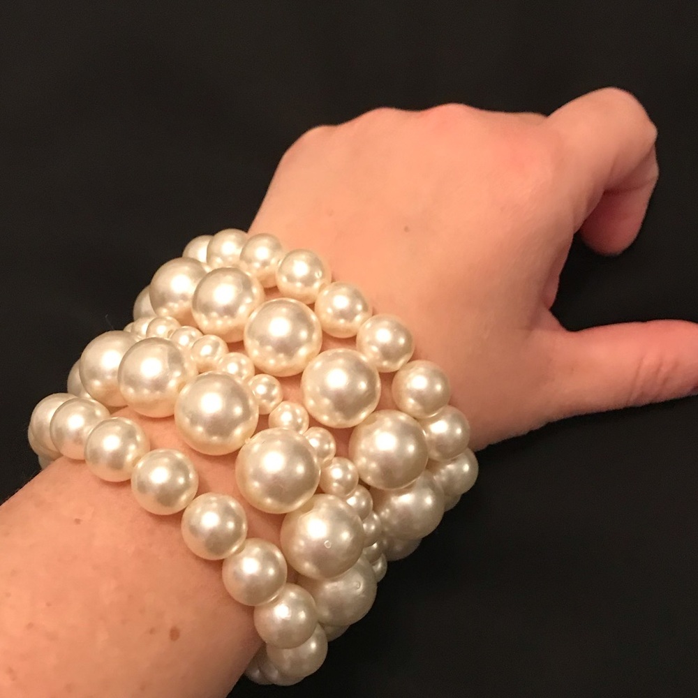 Pearl Stretchy Stacking Bracelets